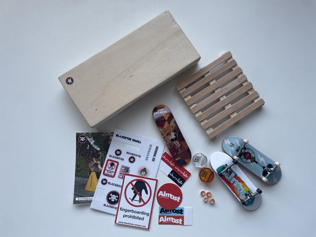 Jouets: Fingerboard Set – D'occasion à Walenstadt par GreenGoblin