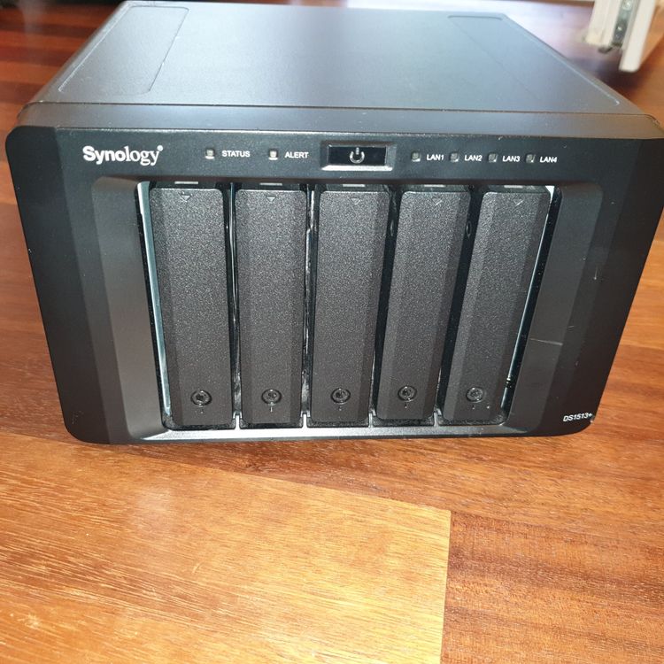 Synology DS1513+ NAS (Defekt) in Eglisau für CHF 81 – nur Abholung auf ...