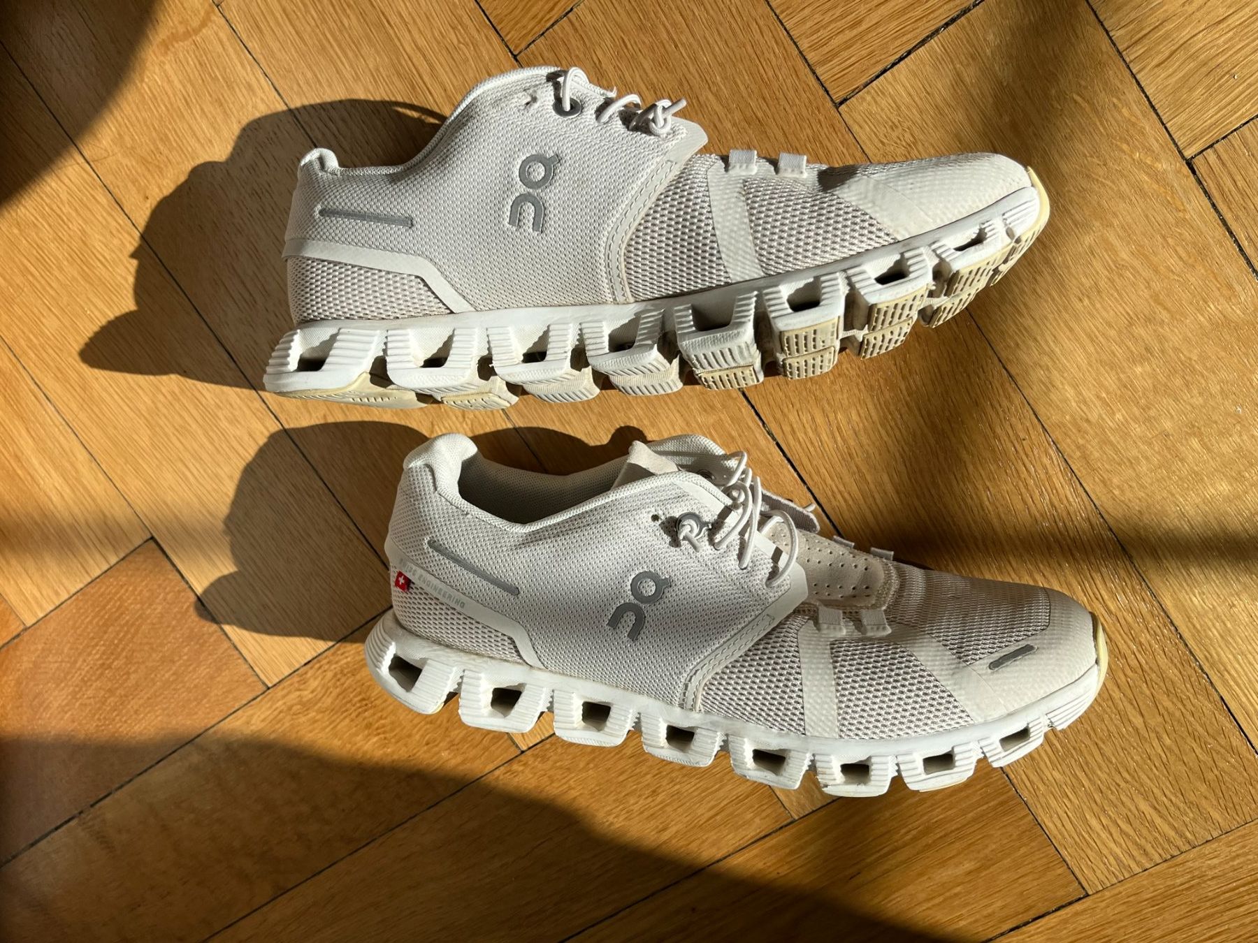 On Chaussures femmes: On Schuhe – D'occasion à Basel par wuyo 1
