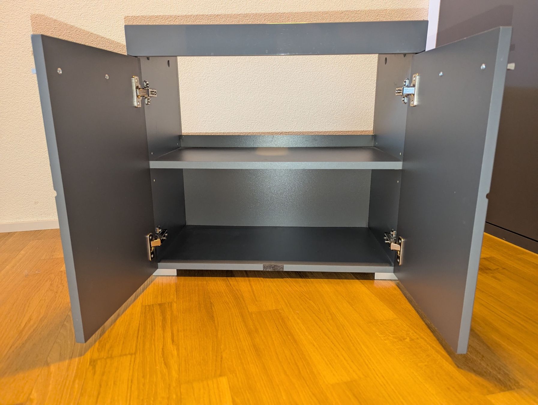Mobili per bagno: Trendteam Amanda Waschtischunterschrank 60 cm grau – Usato da Schlieren venduto da ema_smx5 2