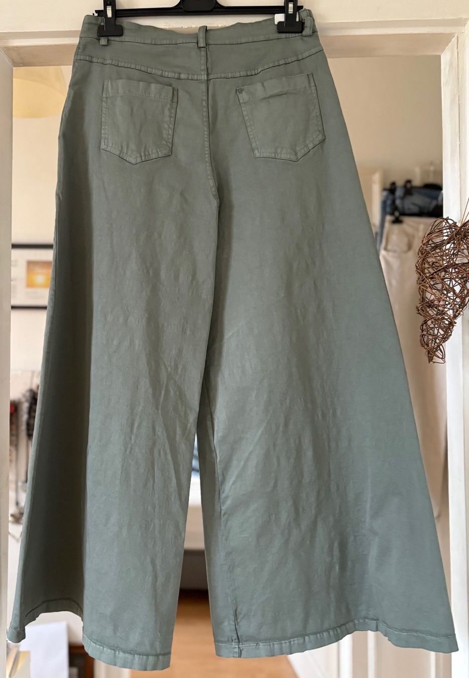 Pantaloni: PANTALONS EXTRA WIDE! M – Nuovo e nell'imballaggio originale da Locarno venduto da NicoNion 5
