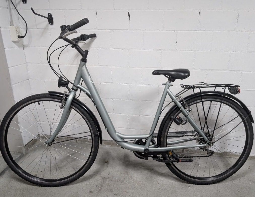Vélos: Damen Velo top Zustand – D'occasion à Zürich par HeliK