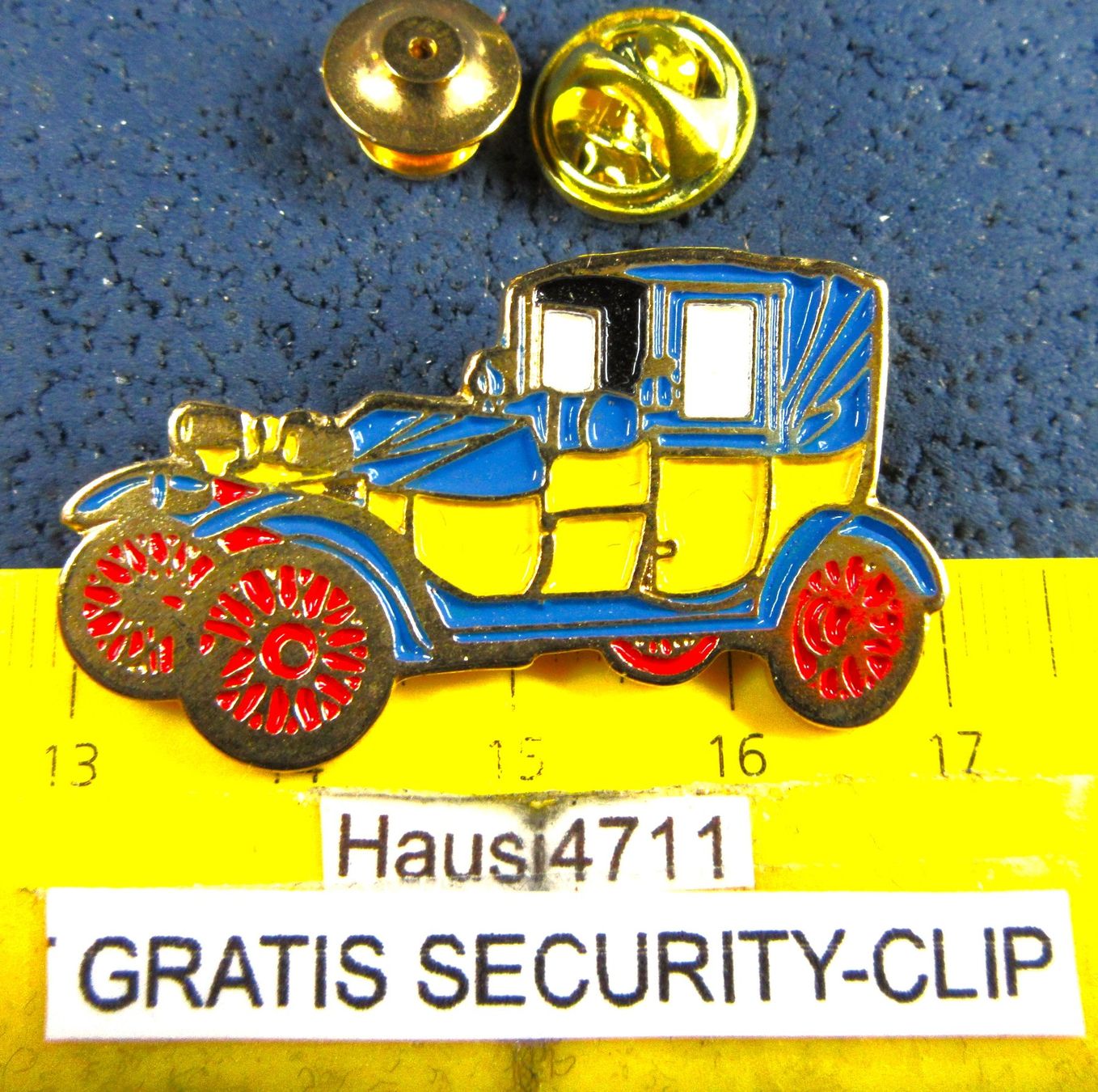 Plaketten & Abzeichen: OLDTIMER AUTO PIN GEPRÄGT GOLDIG mit SECURITY-CLIP – Gebraucht aus Ettingen von Hausi4711