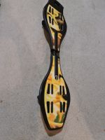 waveboard presenta una grafica fiammeggiante