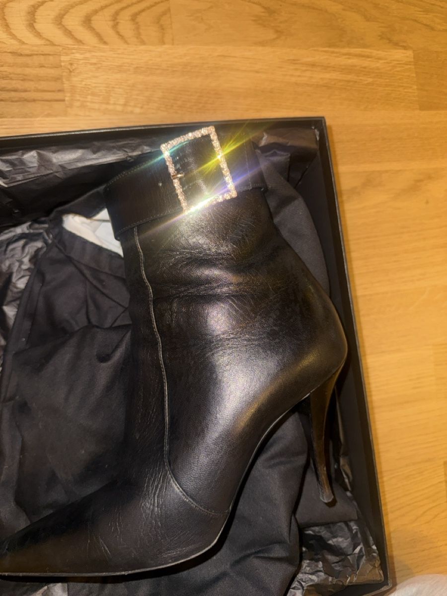 Saint Laurent Scarpe da donna: Saint Lauren Stiefel – Nuovo (secondo la descrizione) da Zürich venduto da ari_n5ns