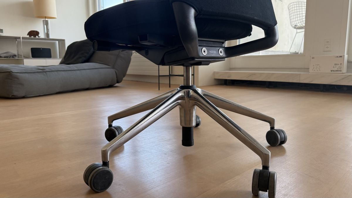 Vitra Stühle: Vitra ID Trim Bürostuhl – Neu (gemäss Beschreibung) aus Uitikon Waldegg von mosss.m 2