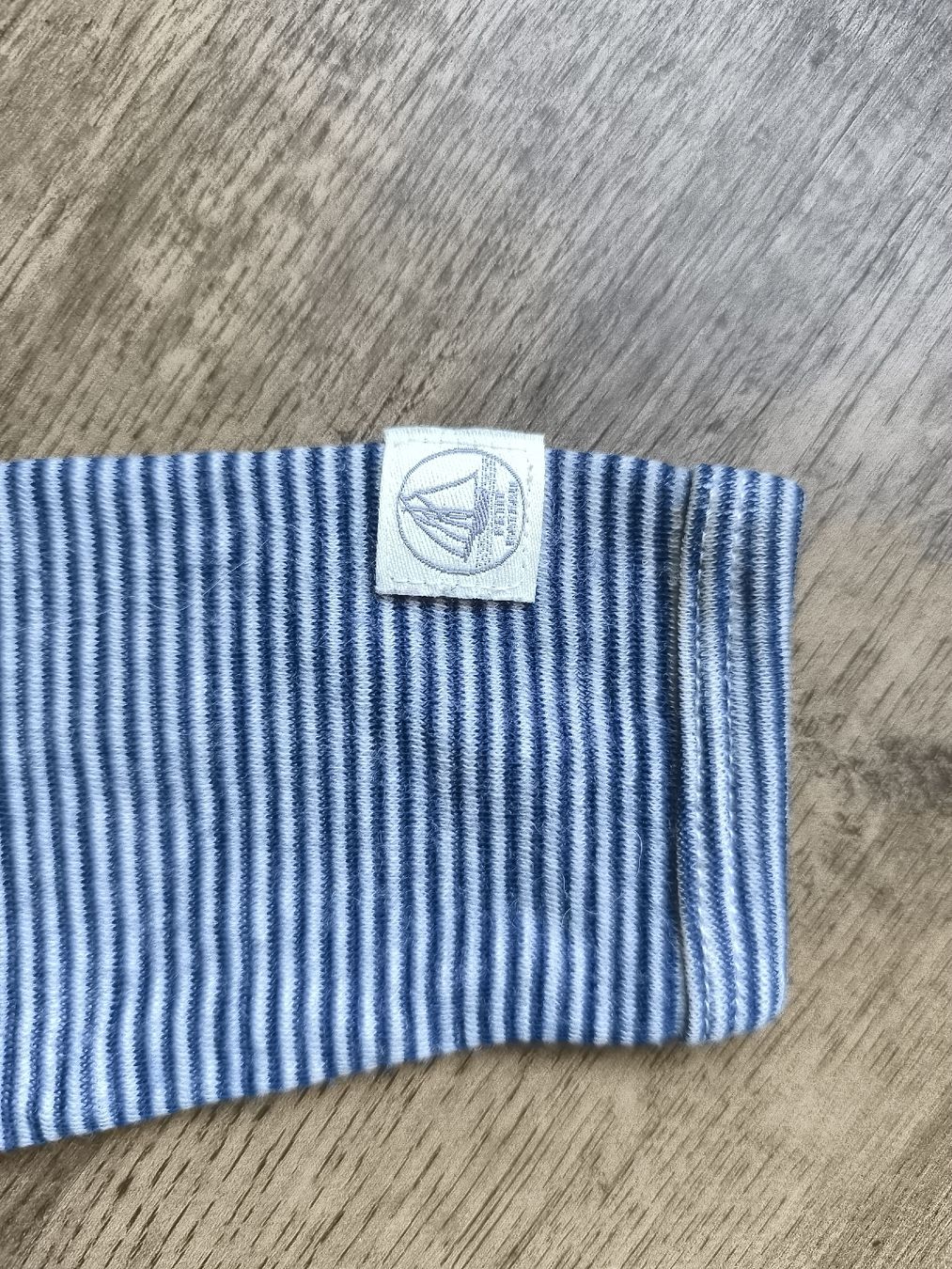 Petit Bateau Unterwäsche: Petit Bateau Wolle / Baumwolle Body 18m – Gebraucht aus Frauenkappelen von Nickyta89 1