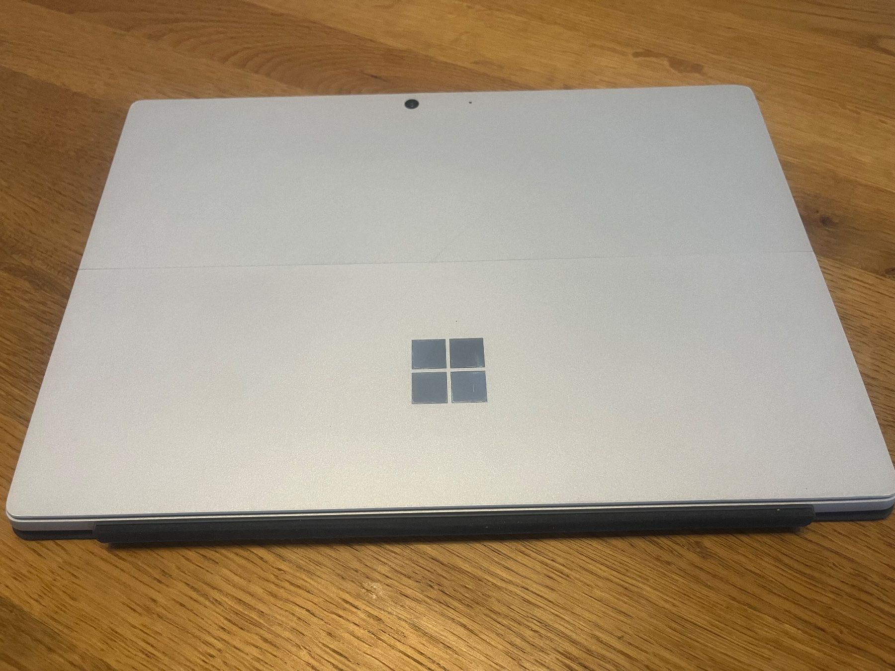 Microsoft Tablet PC: Surface Pro 7, Grau 256 GB mit Tastatur – Gebraucht aus Münchenstein von pricehouse 2