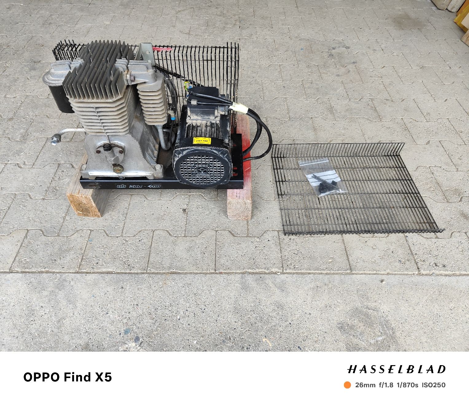 Compressori: Kompressor mit Elektromotor 380 V – Usato da Buchs ZH venduto da goldoni4 1