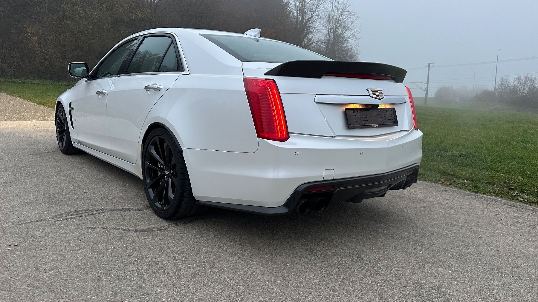 Cadillac Autos: Cadillac CTS-V 6.2 V8 649PS Supercharged – Gebraucht aus Hinwil von dav_swv6 3