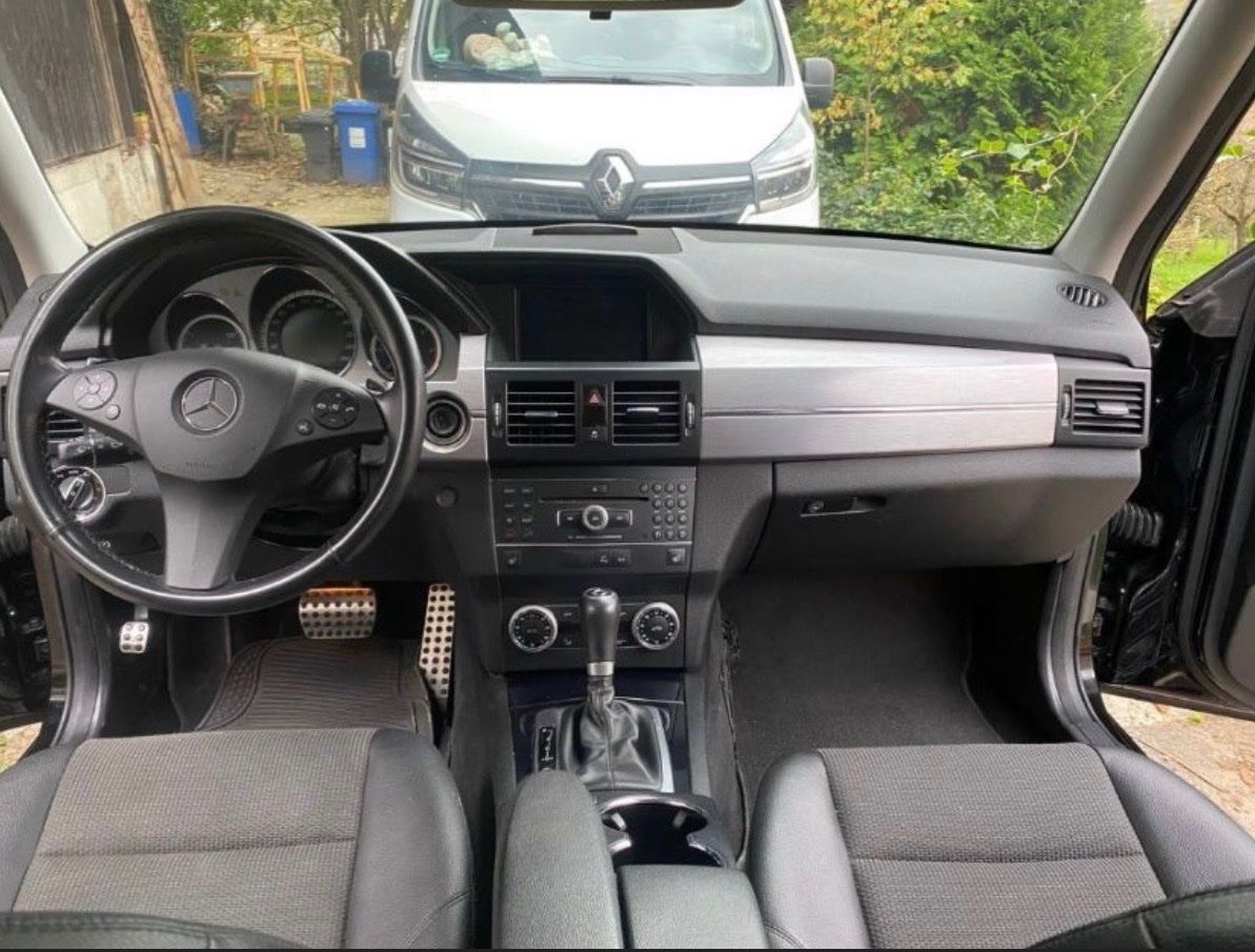 Mercedes-Benz Autos: Mercedes Benz 250 GLK 4x4 – D'occasion à Spreitenbach par Eidgnoss 5