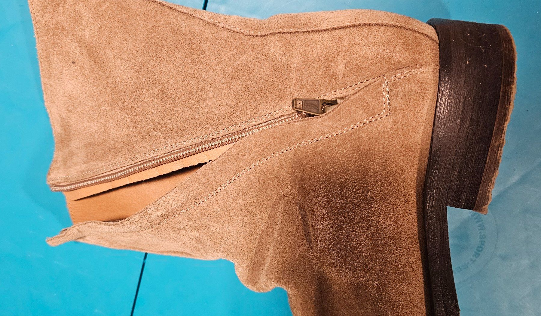 Chaussures femmes: Stiefel Wildleder beige – D'occasion à Bolligen par carmen125 3