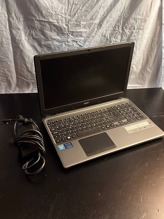 Laptop Acer Aspire 5720G - Ordinateurs - Articles