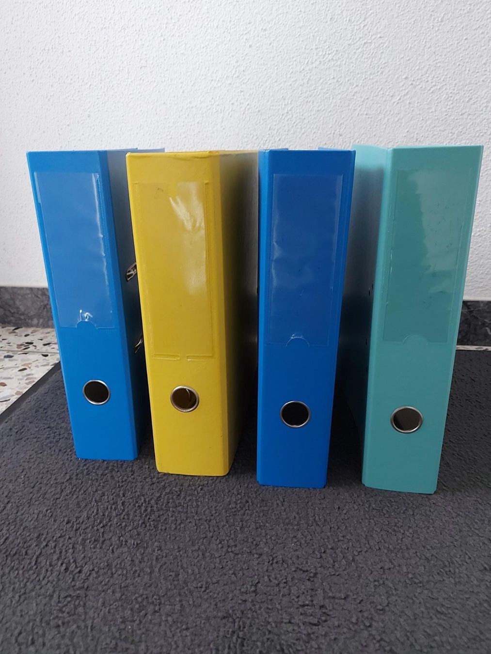 Classeurs: A4 Ordner – D'occasion à Rain par Europool