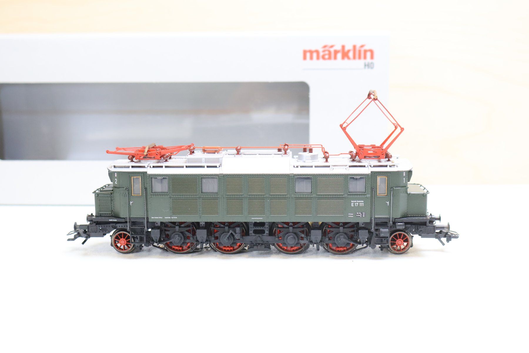 Märklin Modellini di ferrovie: Märklin BR E 17 E-Lok- MFX + Sound 37061 - Top – Usato da Winterthur venduto da Monstera 1