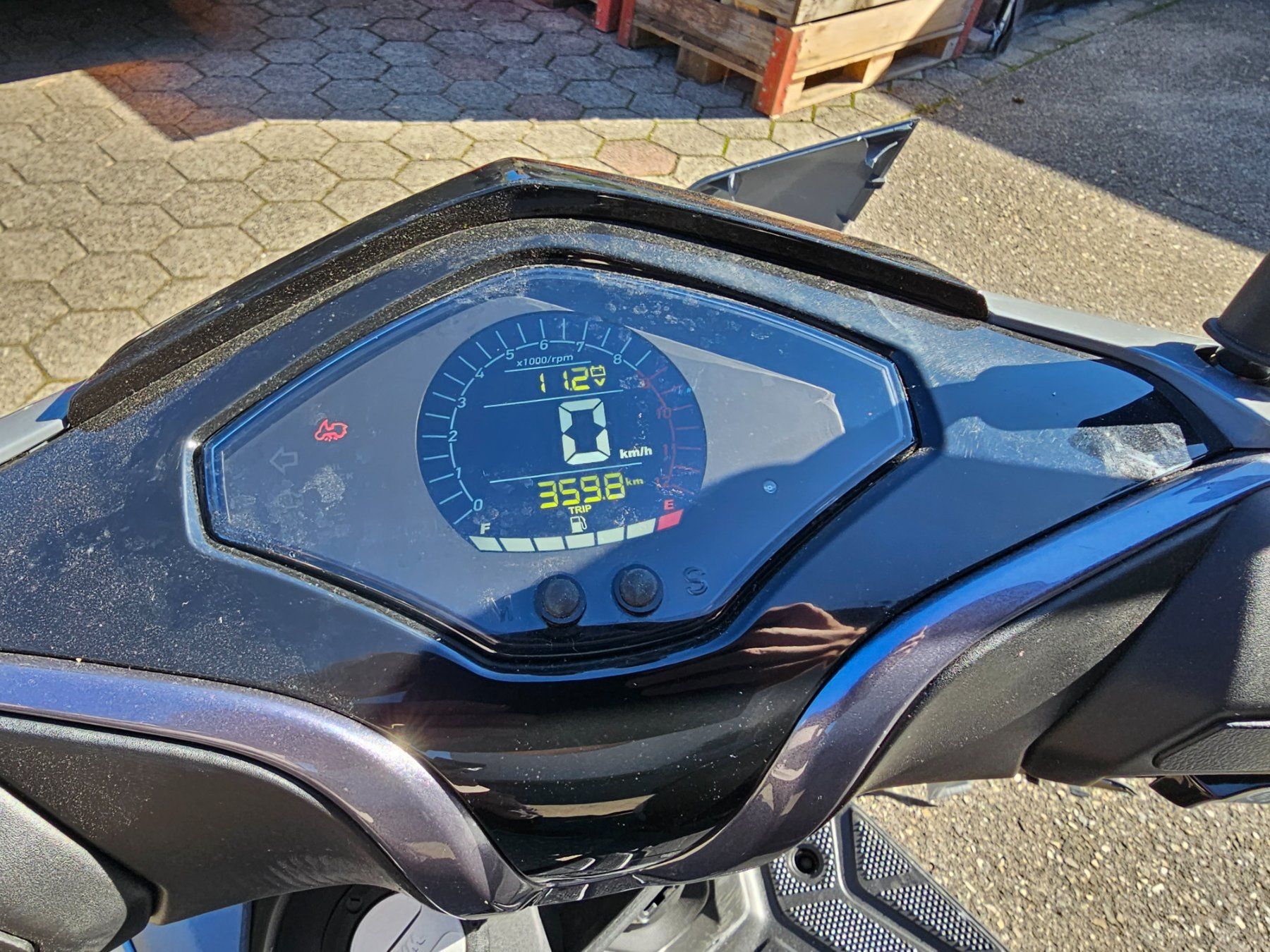 Sym Scooters: Ab 1chf Sym FNX 125 Bj08.2023 – Defekt aus Wynau von  8