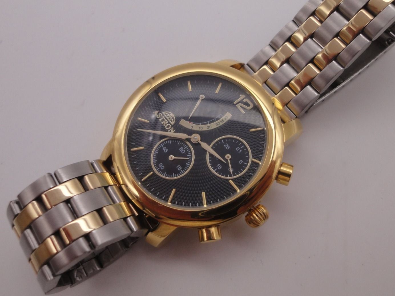 Orologi: Astron Automatic-Uhr mit Gangreserve Anzeige – Nuovo (secondo la descrizione) da basel venduto da Vulcanus