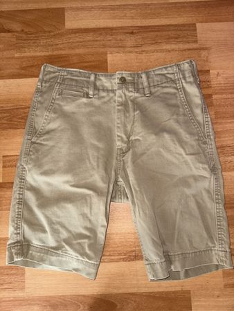 Kurze Hose Levi Strauss Gr. 29 einfache Bundweite 38cm beige