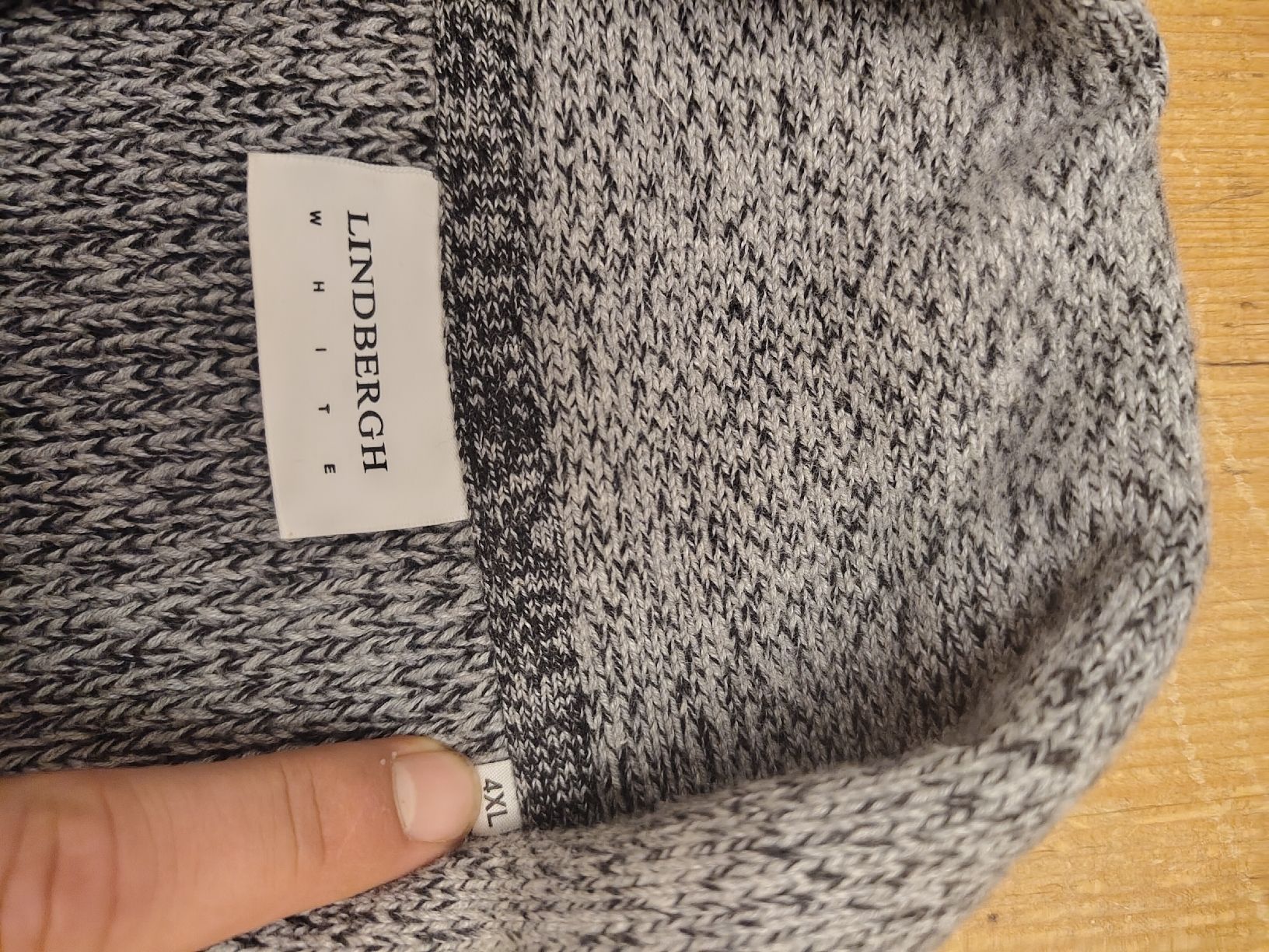 Giacche: Graue Strickjacke – Usato da Meiringen venduto da 333_5c9c 1