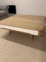 Couchtisch massive Eiche mit Schublade rechteckig