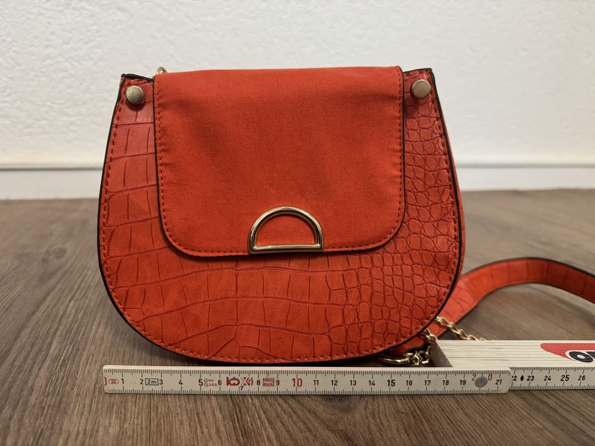 Taschen für Damen: New Look Tasche Umhängetasche orange – Gebraucht aus Fislisbach von KolibriSecondhand 7