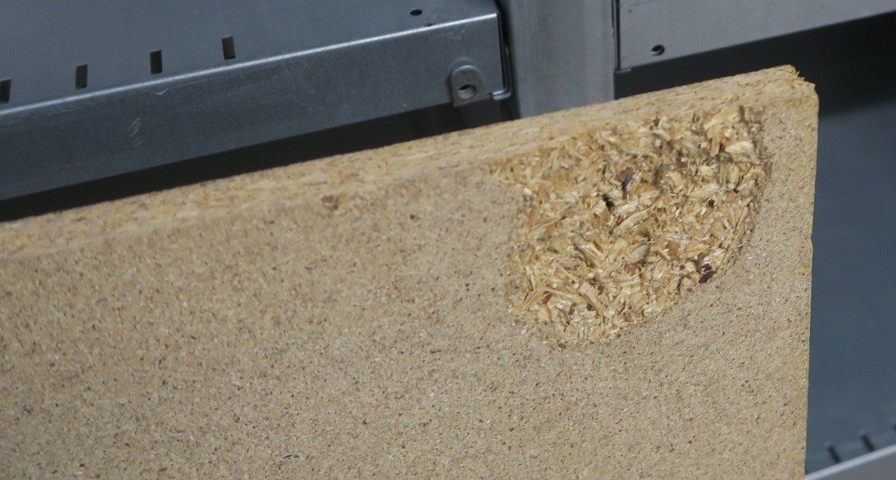 Articoli in legno: Novopan Platten 4 ST – Usato da Rüti ZH venduto da Xokimilko 4