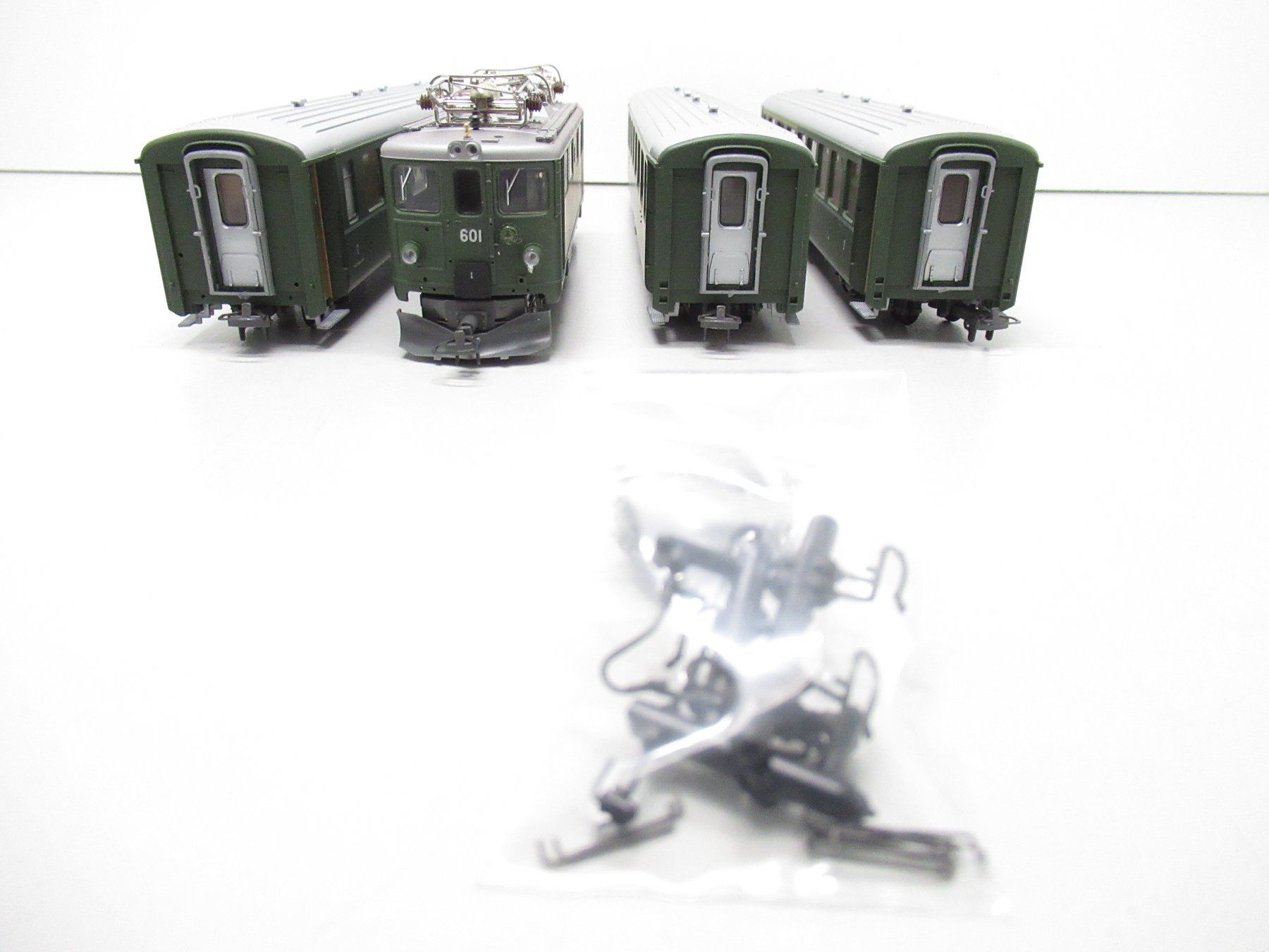 Bemo Modellini di ferrovie: Bemo 7215 100 Schnellzugset der Rhätischen Bahn Analog H0m – Usato da Basel venduto da mhmarken 5