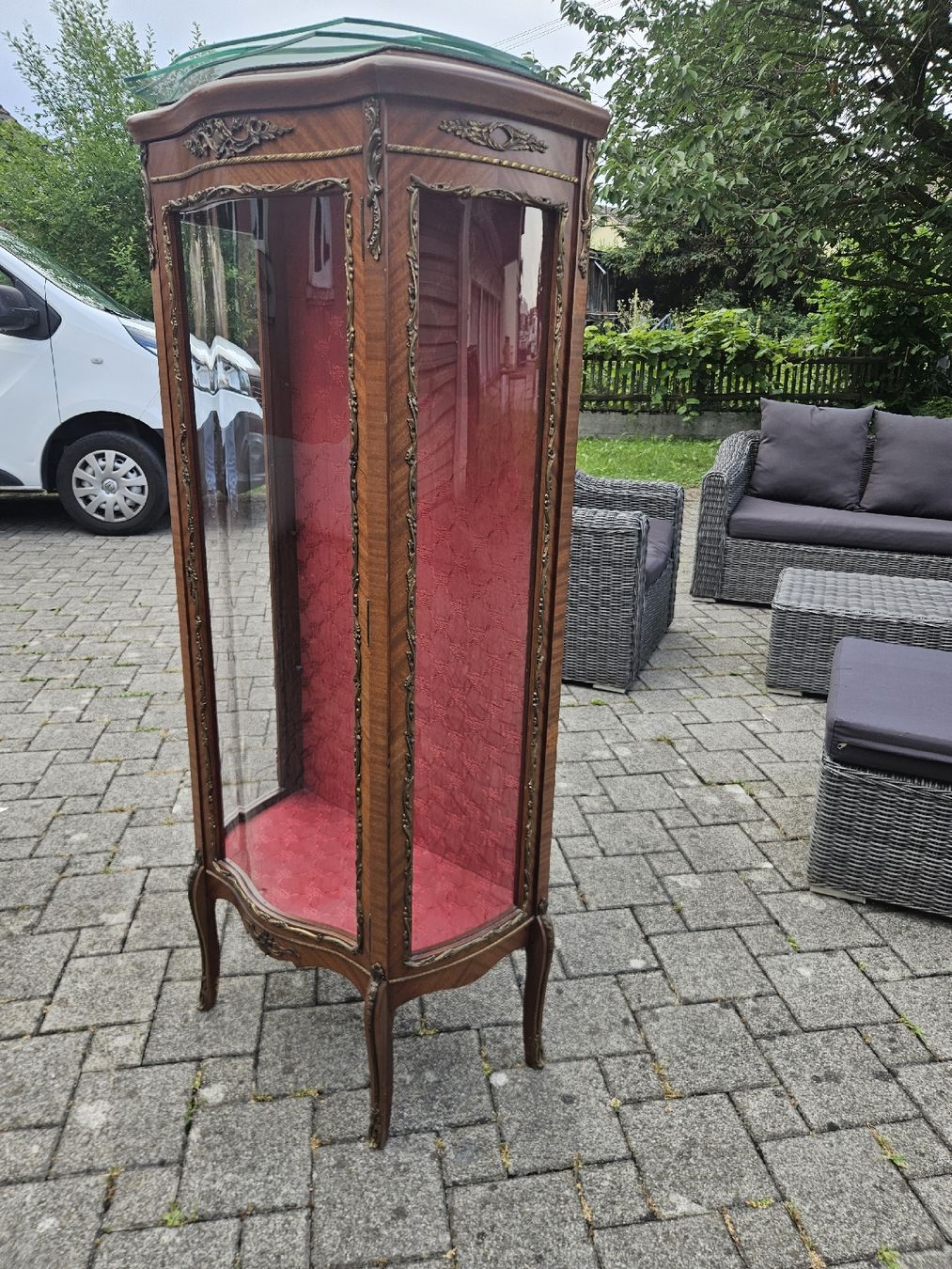 Vetrine: Louis XV Stil Vitrine – Usato da Rickenbach b. Wil venduto da nic_8ljr 1