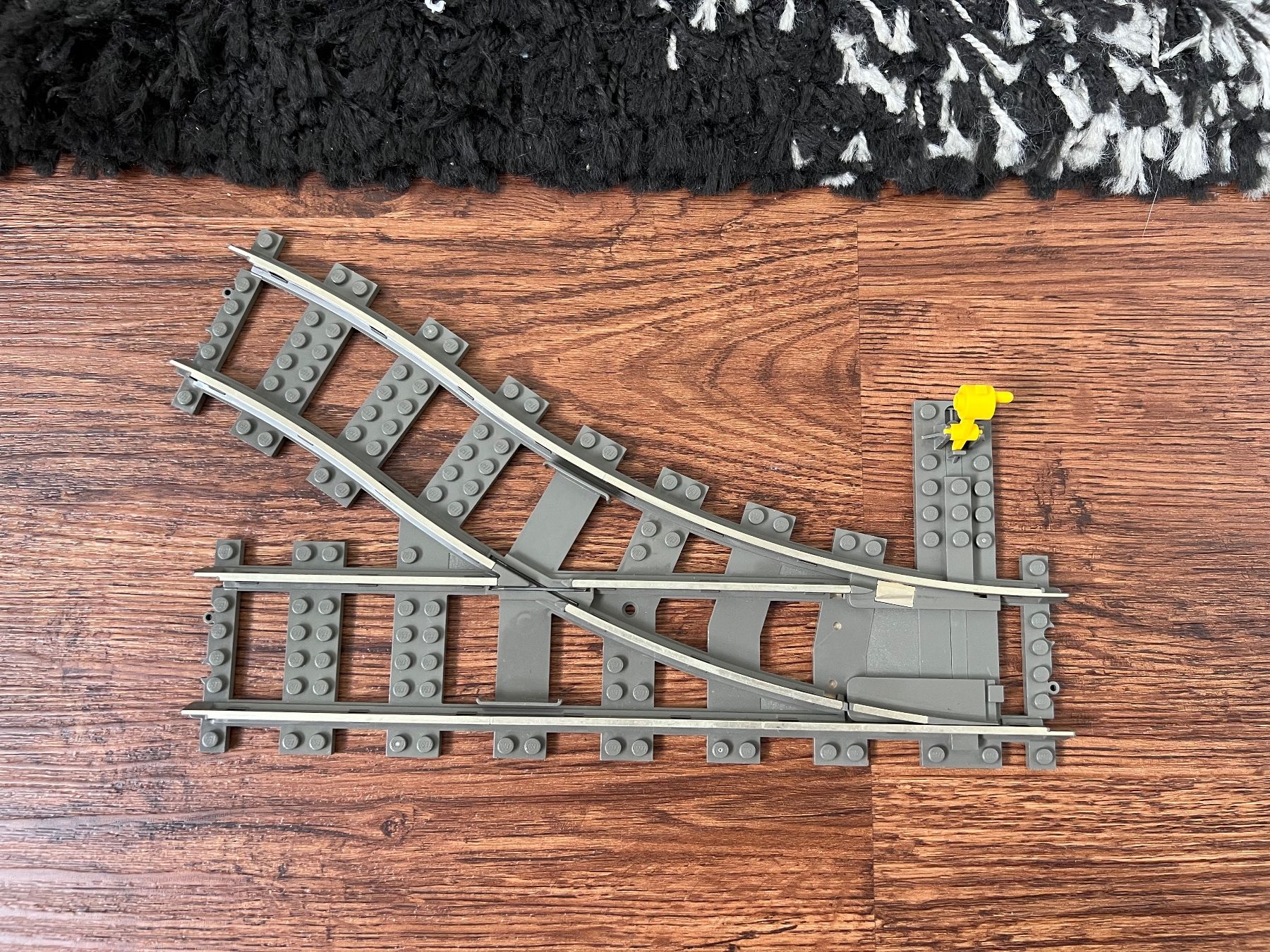 Lego Giocattoli: LEGO 9v Eisenbahn Weiche rechts – Usato da Uttigen venduto da sonorsonic