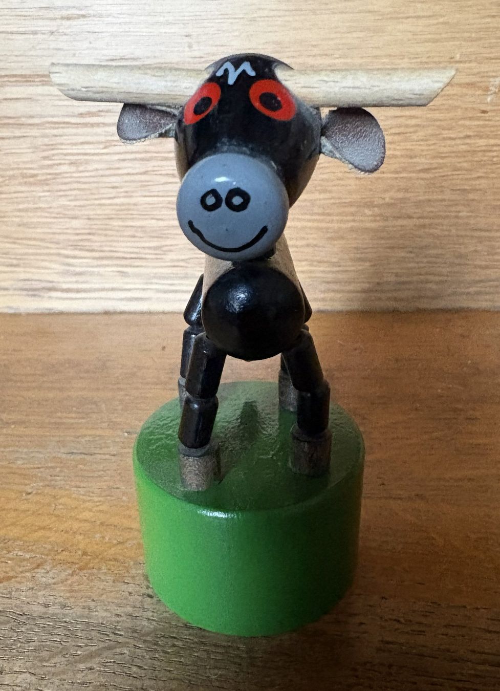 Giocattoli: Kuh Wackelfigur aus Holz – Usato da Ebnat-Kappel venduto da pourlemerite 1