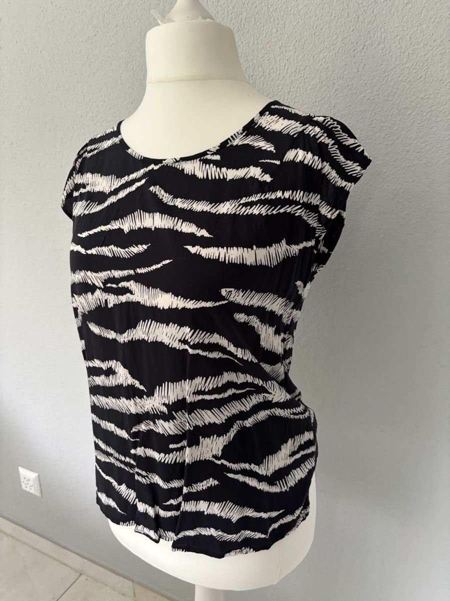 Opus Camicette: Opus Bluse, Gr. 40, Schwarz/Weiss gemustert – Usato da Rothenburg venduto da Momo1302 1