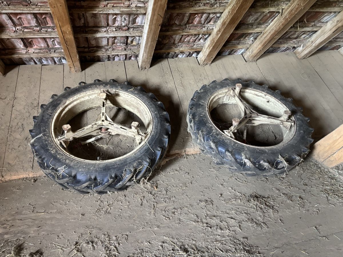 Pneumatici & Ruote complete: Doppelräder zu Hürliman H351 – Usato da Grosshöchstetten venduto da flo_fh5m