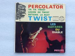 Vinyl Single   EP  LES GUITARES DU DIABLE