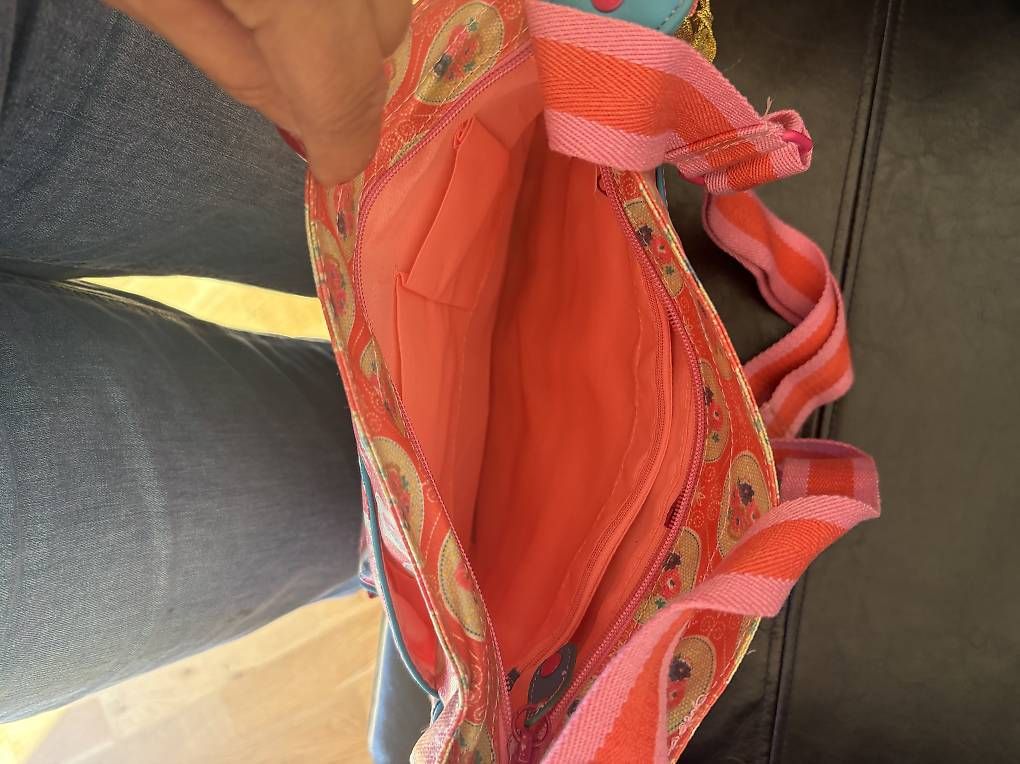 Taschen für Damen: Rice Umhängetasche – Neu und originalverpackt aus Chur von Weltanschau 1