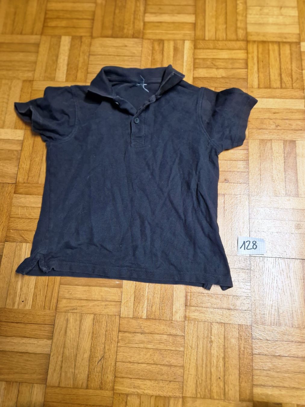 Camicie, T-shirt & Polo: Shirt Grösse 128 – Usato da Stüsslingen venduto da white_angel86