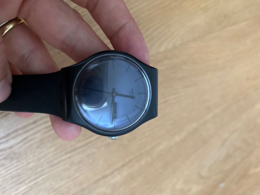 Swatch Uhr schwarz, ca 2 x getragen 2