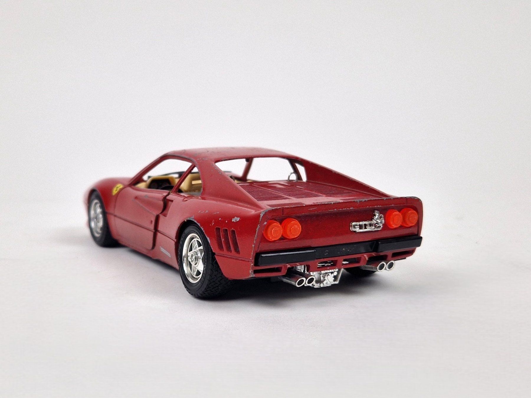 Bburago Modellini d'auto: Ferrari 288 GTO von Bburago – Usato da Basel venduto da Restwert_Basel 1
