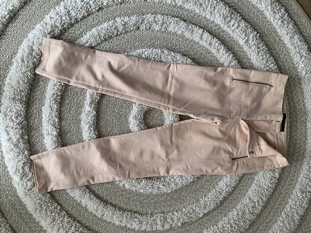 Hosen Damen Gr. S / je Chf 3.-