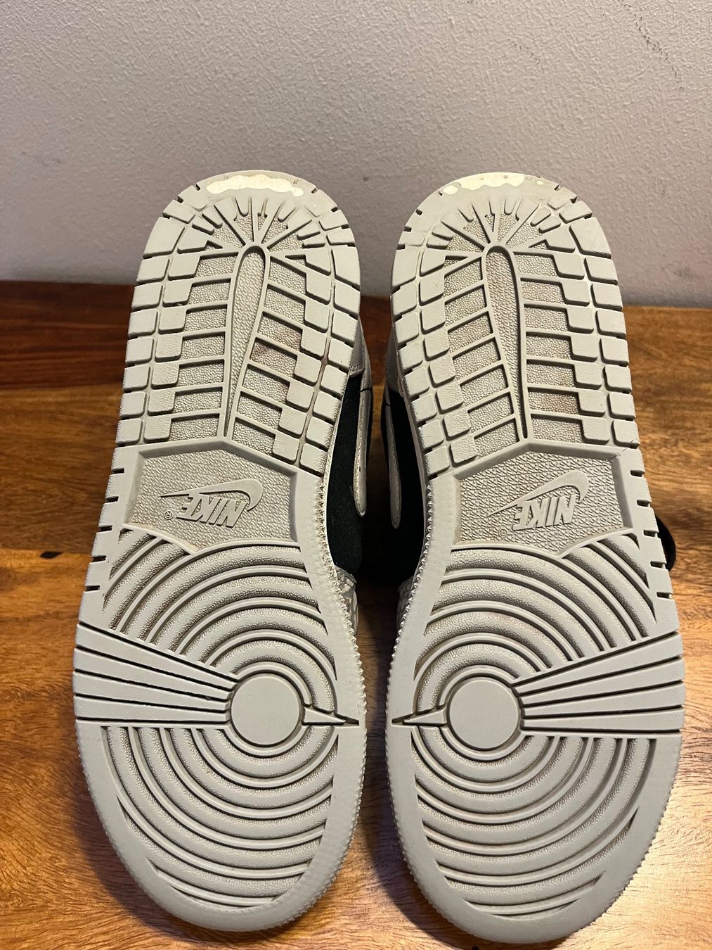 Jordan Scarpe da uomo: Chaussures Air Jordan – Usato da Choëx venduto da kaki76 3