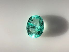 SMARAGD  vivid bläullich/grün  oval  0.91cts   Ural-Sibirien
