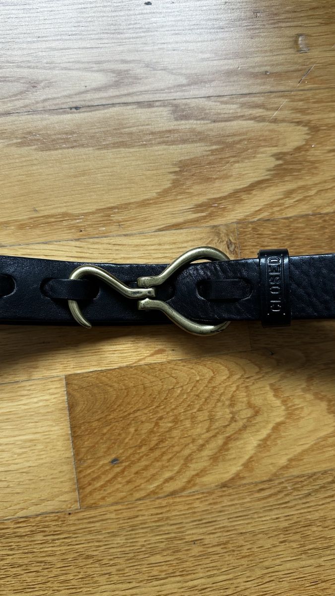 Closed Cinture: Closed Leather Belt, Hook Buckle, Size 85 – Usato da Luzern venduto da ida_hv2y 1