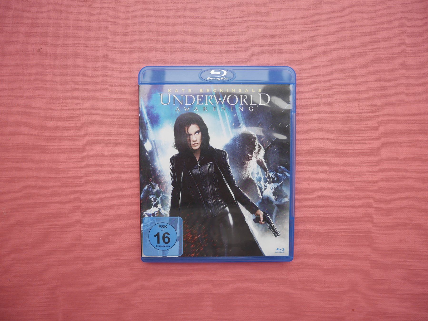Tutti i DVDs: Underworld Awakening (Blu-ray) – Usato da Niederwangen BE venduto da Benny.7