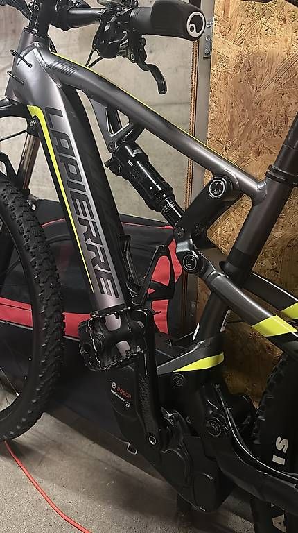 Vélos: Vélo VTT électrique Lapierre – D'occasion à Corcelles NE par camaro-67 1