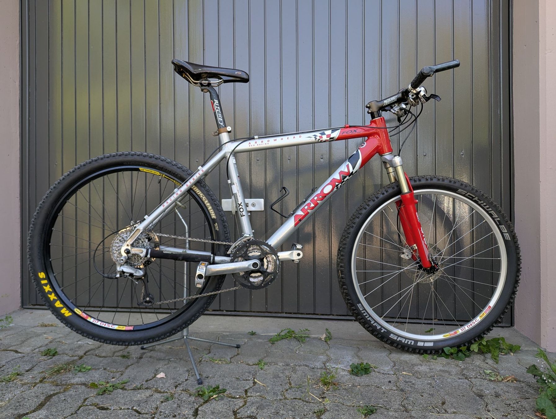 Velos: Mountainbike Hardtail Arrow Arrowhead Red Racing – Gebraucht aus Seuzach von simon.zogg