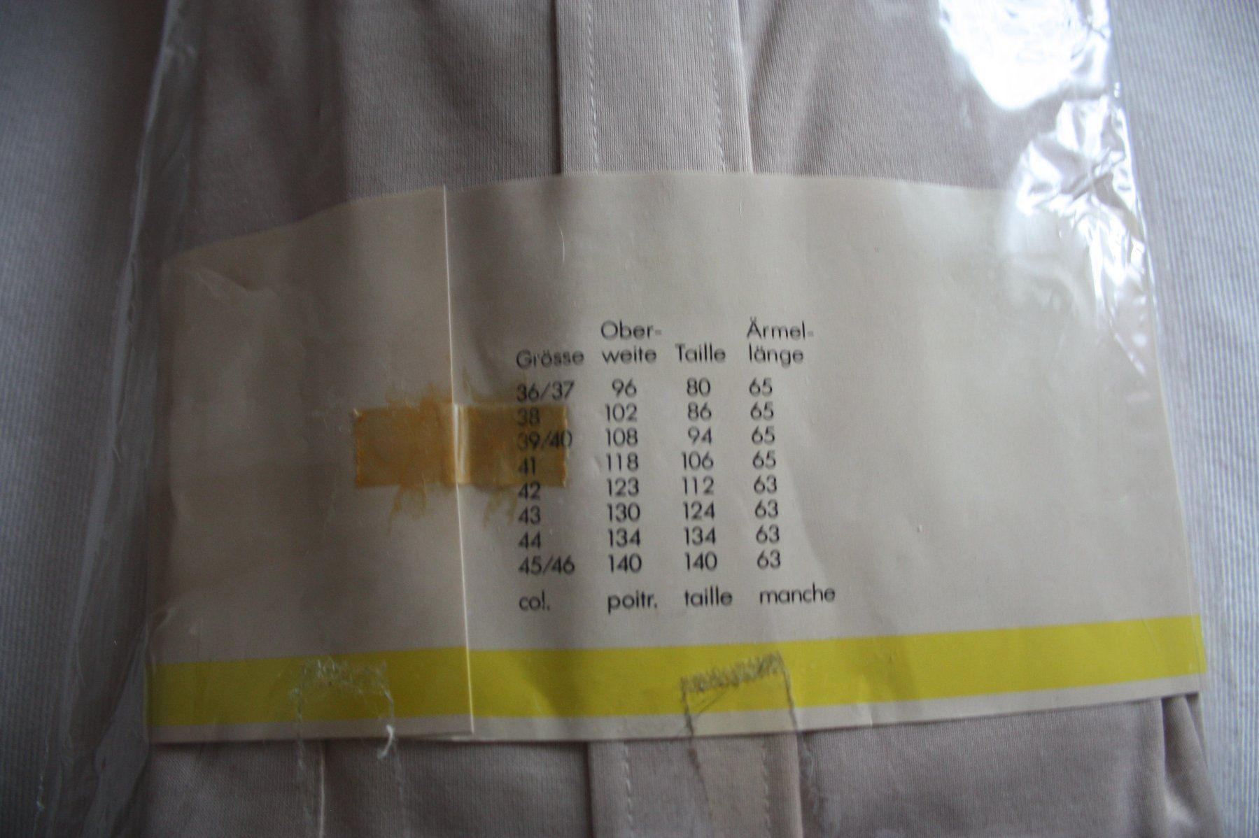 Hemden: Herrenhemd SORBAS mit RV beige Gr. 42 NEU – Neu und originalverpackt aus Flüelen von Diversicum-Vintage 3
