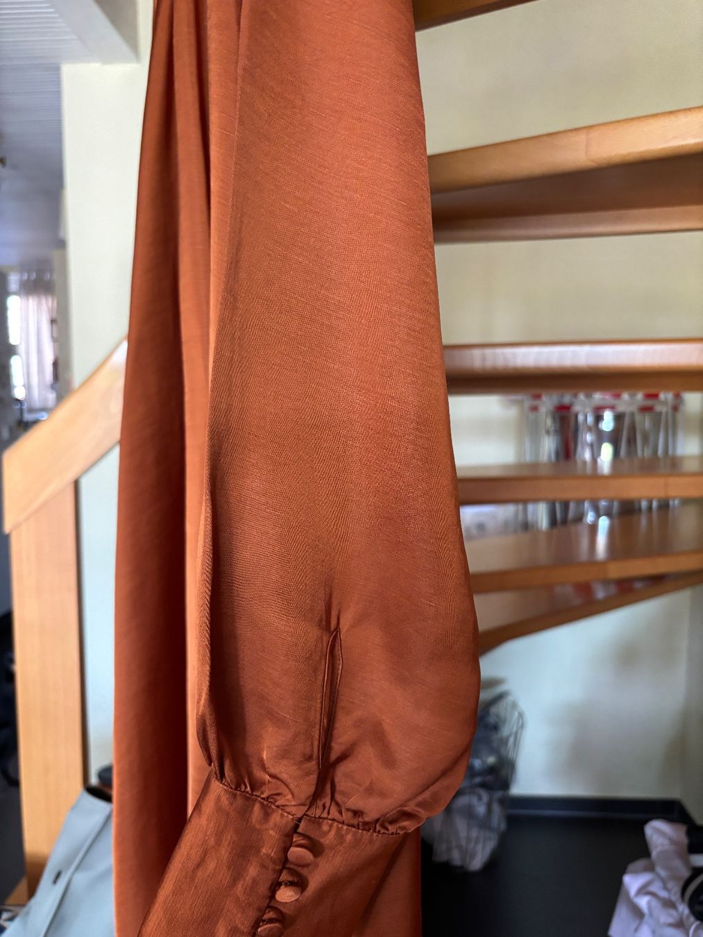 Kleider: ARKET KLEID AUS VISCOSE UND LEINEN – Neu (gemäss Beschreibung) aus Zürich von STYLEHAUS 2