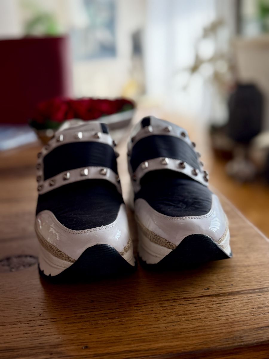 Scarpe da donna: Voile blanche Sneaker Grösse 38 – Nuovo (secondo la descrizione) da Zürich venduto da Landmarkreisen 3