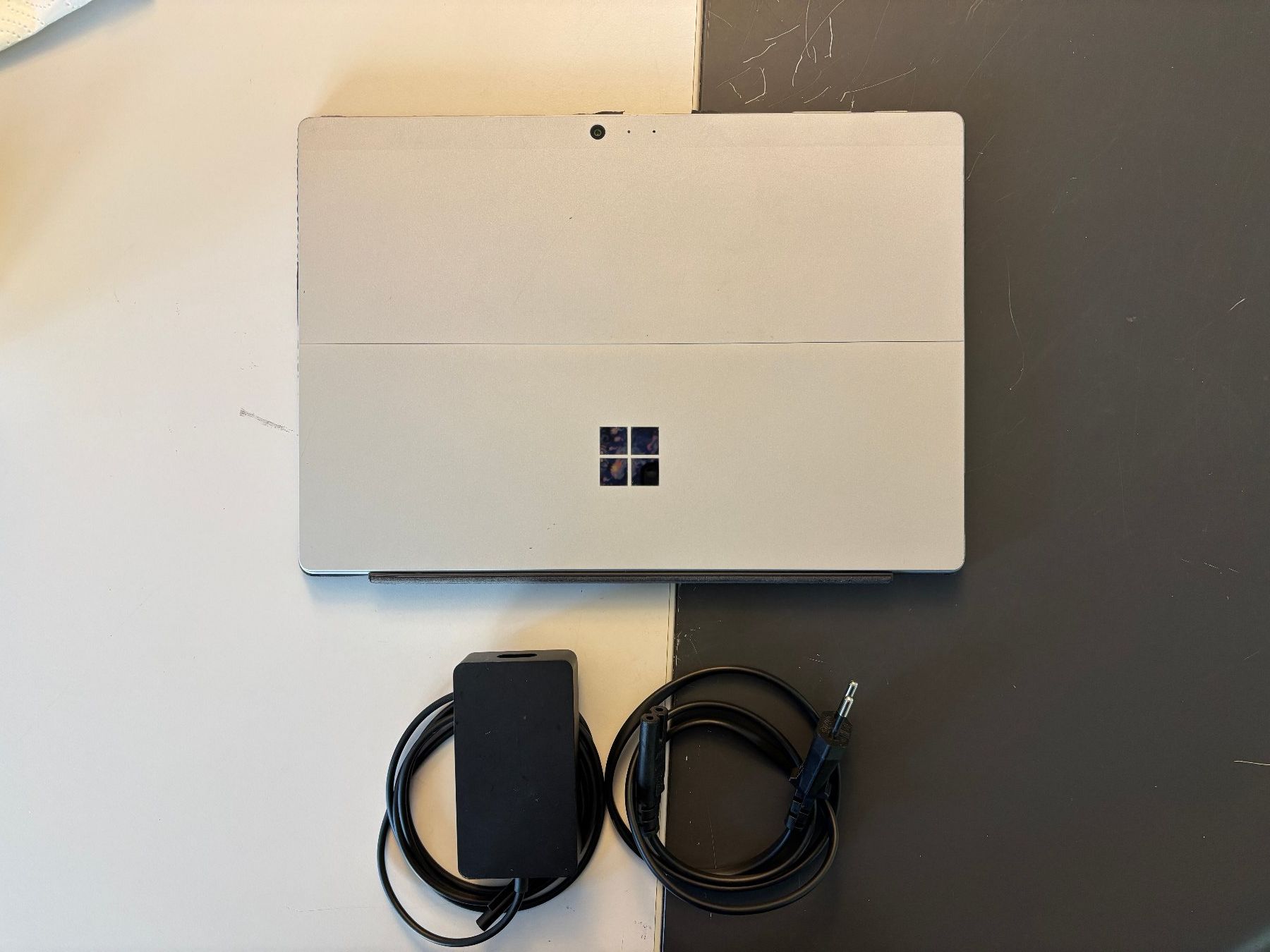 Microsoft Notebooks: Surface Pro 5th Gen – Gebraucht aus Wettingen von cafuda