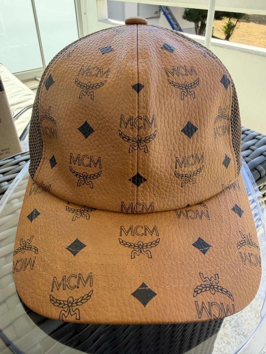 Mcm Copricapi, berretti & cappellini: MCM Baseball Cap Logo Print One Size Good Condition – Nuovo (secondo la descrizione) da Muri b. Bern venduto da nap_br62