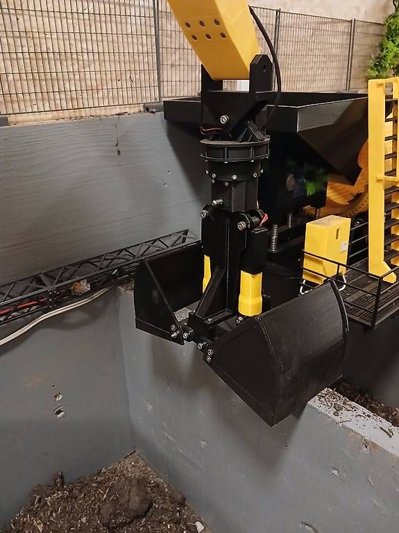 Bagger: Umschlagbagger – Gebraucht aus Eichberg von luk_6sxq 2